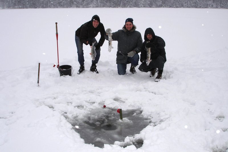 Discover ice fishing live game Discover ice fishing live game